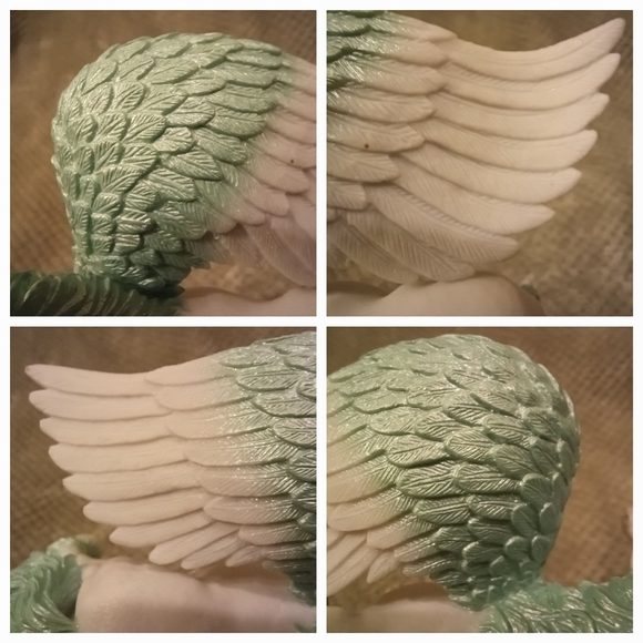 Toy Pegasus Figurine - Picture 12 of 16